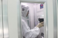 10-苏州绿数数据恢复中心开盘风淋室